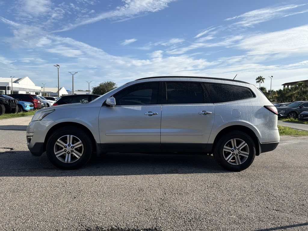 Used 2016 Chevrolet Traverse LT FWD image 8