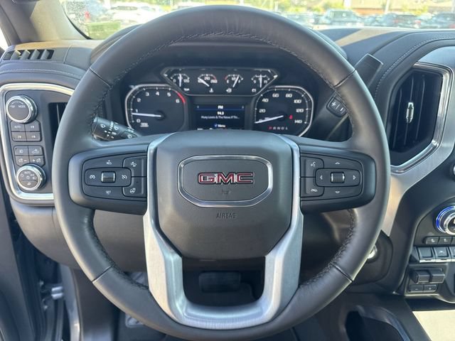 Used 2022 GMC Sierra 1500 SLT w/ SLT Premium Plus Package AWD/4WD image 17