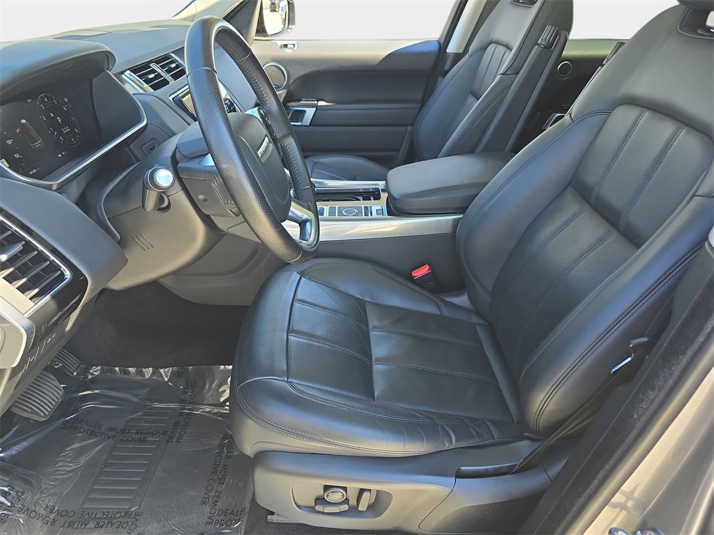 Used 2020 Land Rover Range Rover Sport HSE image 18