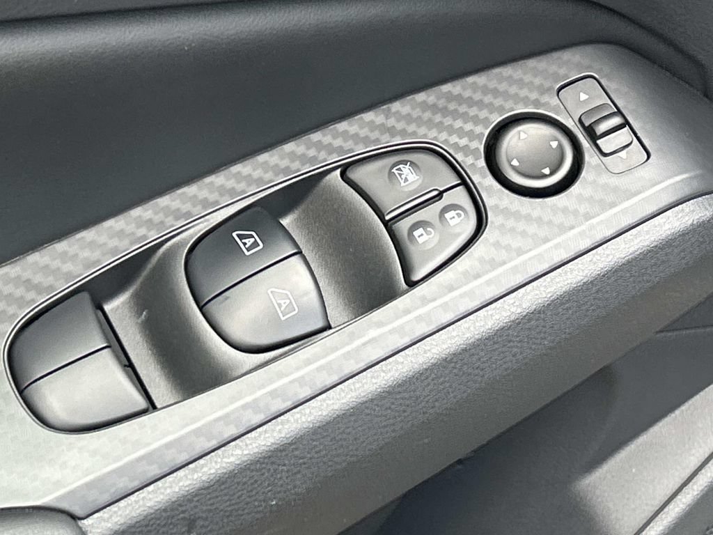 New 2026 Nissan Altima 2.5 SV AWD/4WD image 16