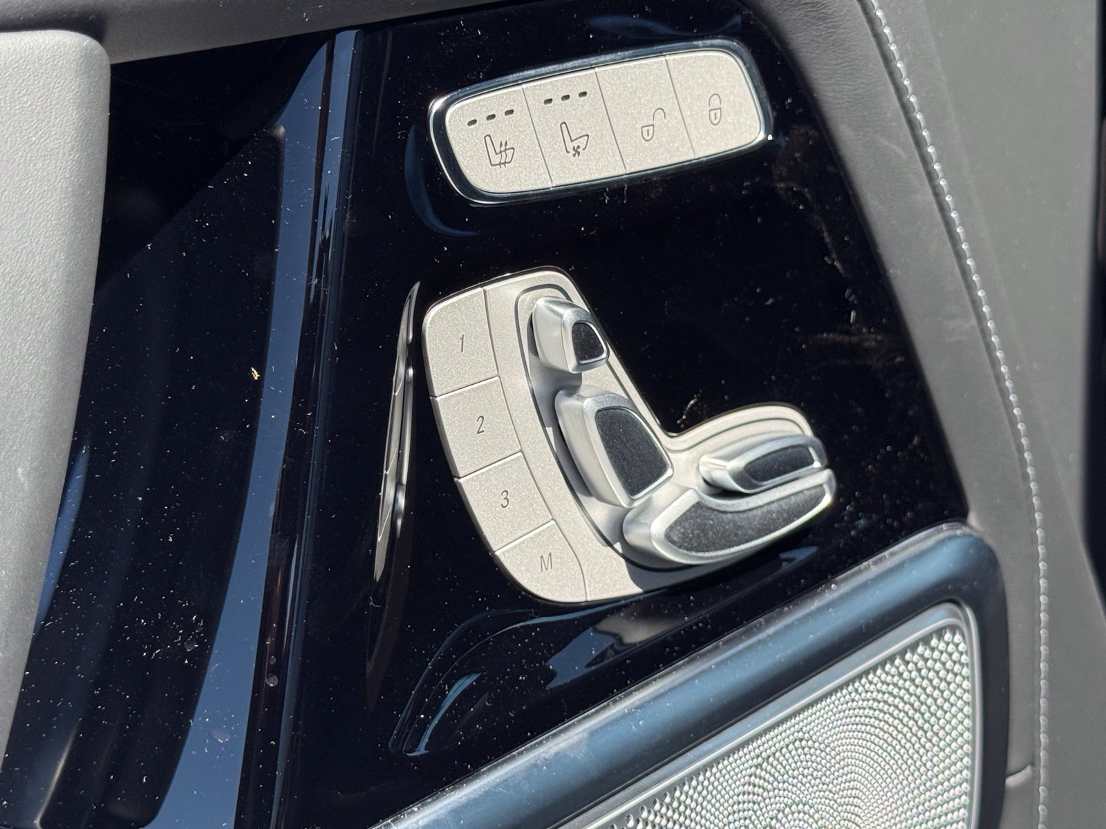 New 2027 Mercedes-Benz G 63 AMG 4MATIC image 15