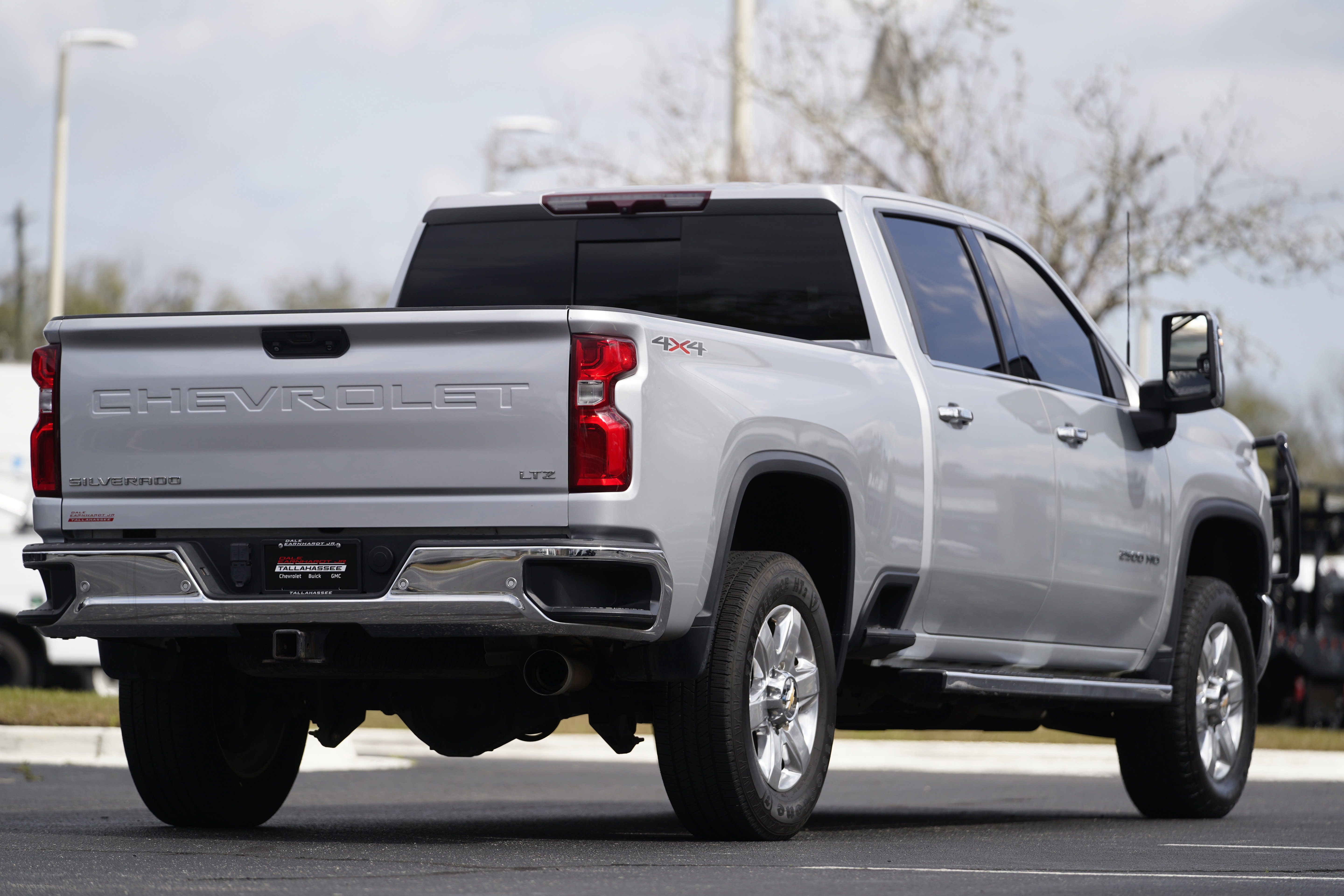 Used 2022 Chevrolet Silverado 2500 LTZ w/ LTZ Plus Package image 42