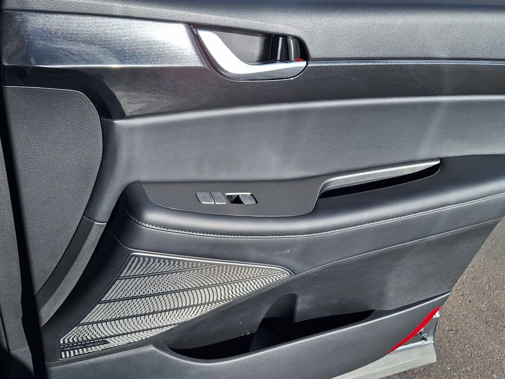 Used 2021 Hyundai Palisade Limited w/ Cargo Package image 28