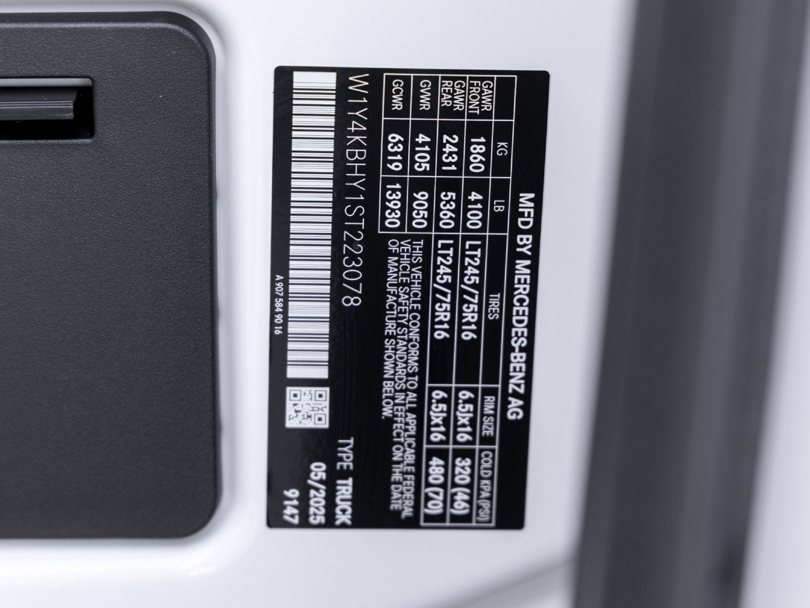 New 2025 Mercedes-Benz Sprinter 2500 image 34