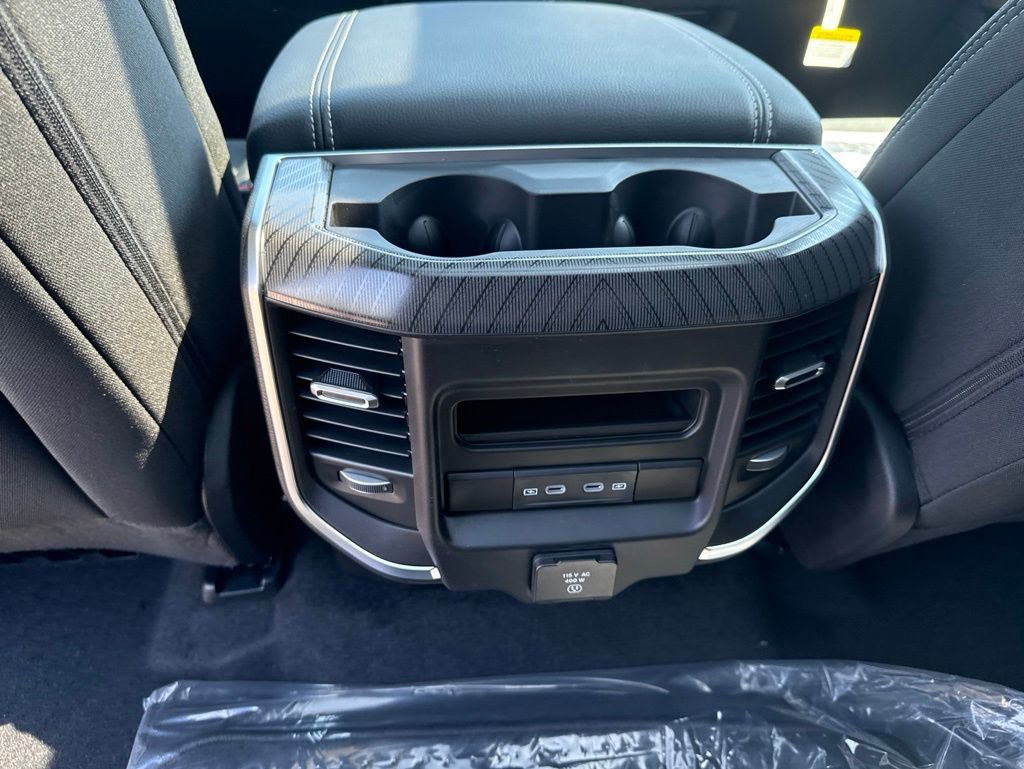 New 2026 RAM 1500 4x4 Crew Cab image 23