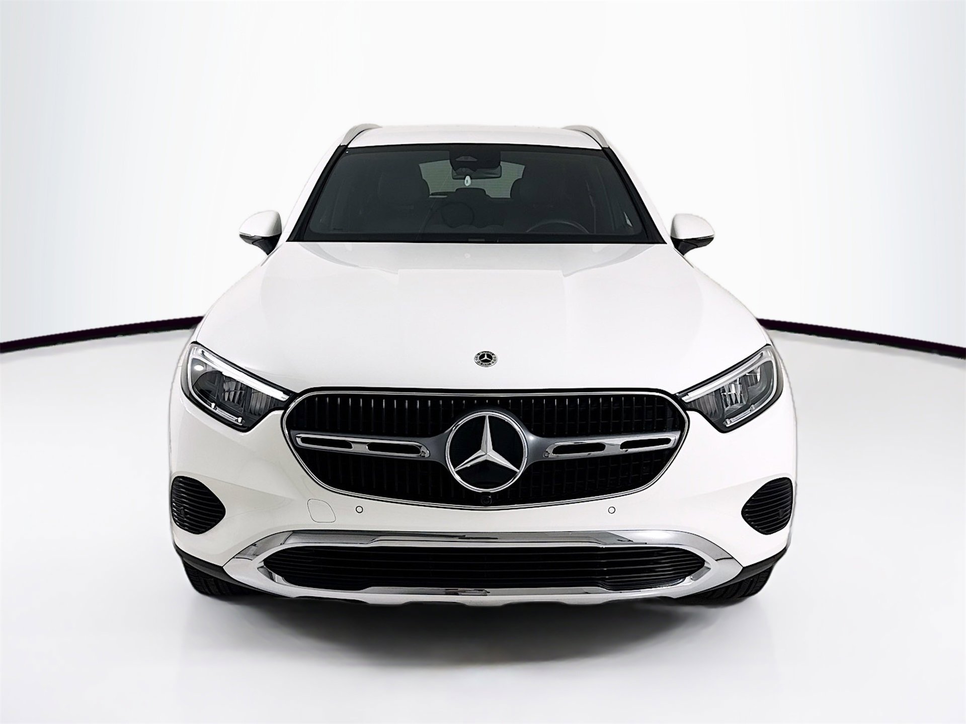 Certified 2025 Mercedes-Benz GLC 300 image 2