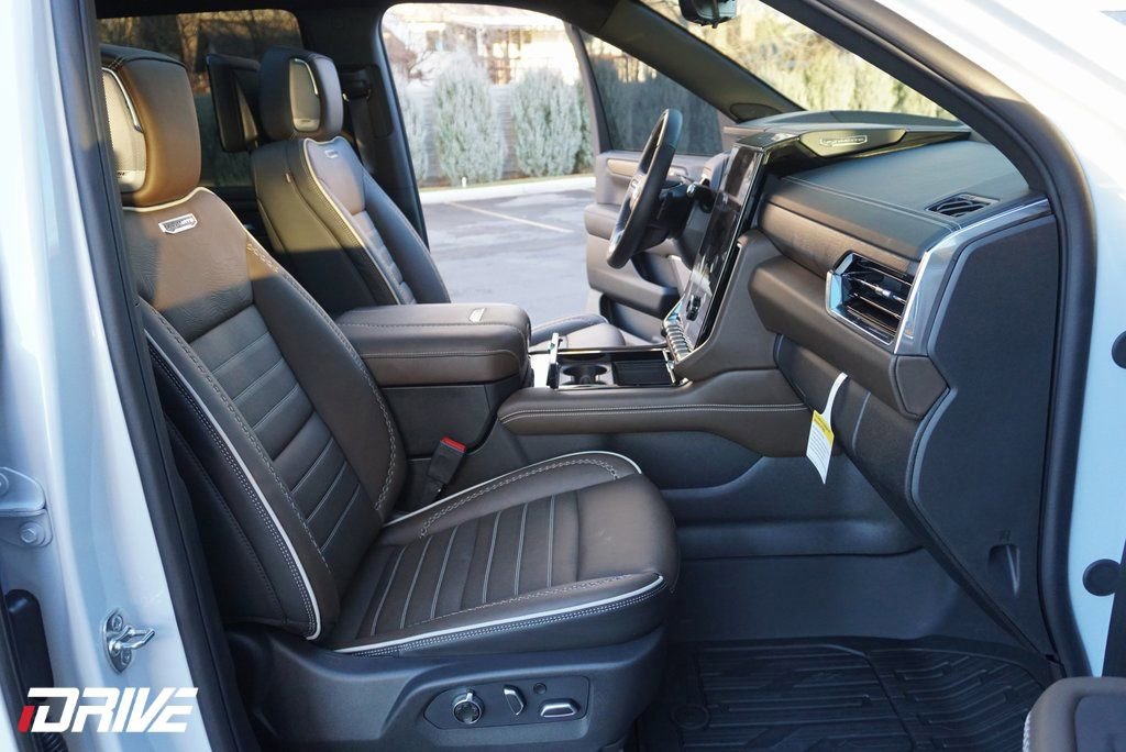 Used 2026 GMC Yukon Denali Ultimate image 49