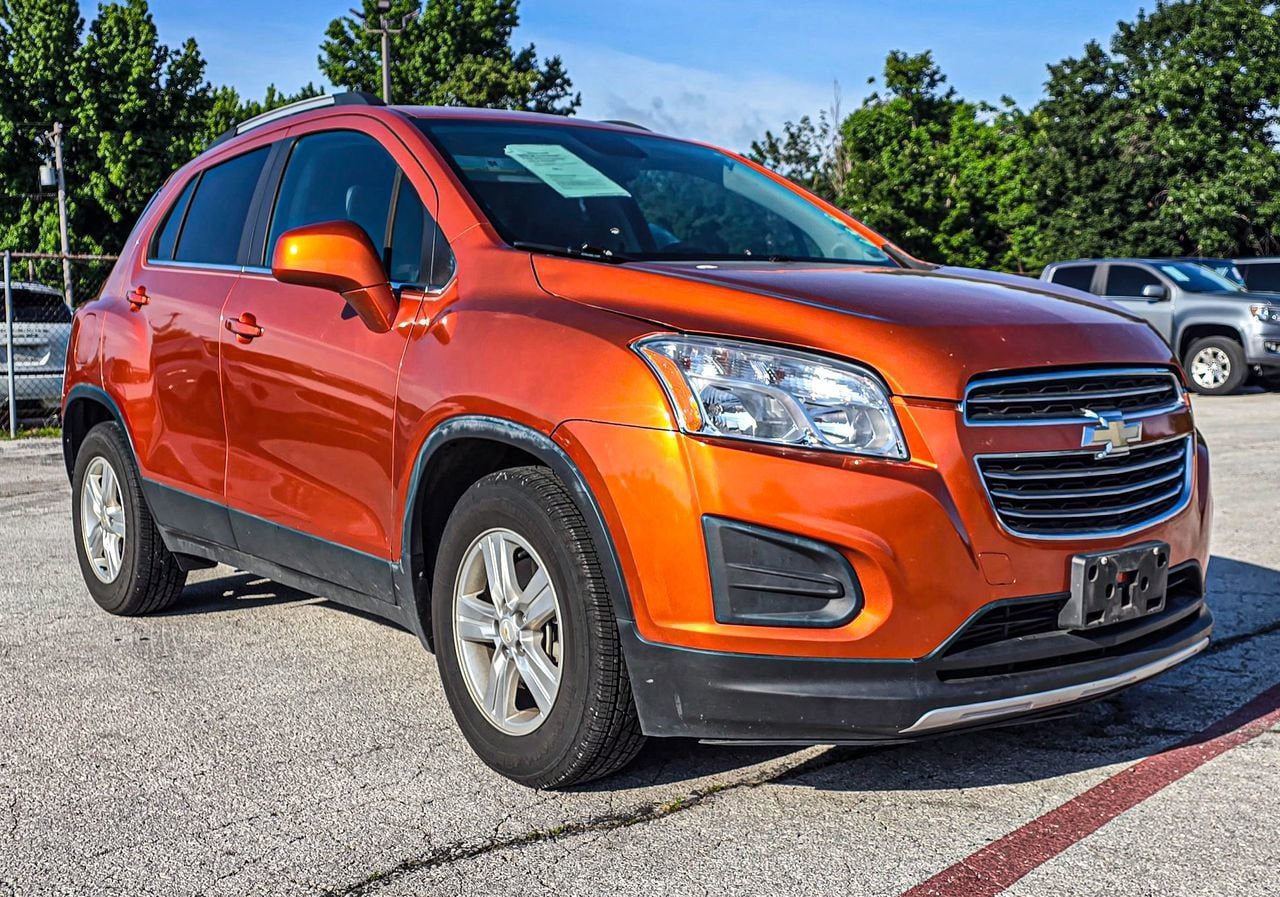 Used 2016 Chevrolet Trax LT w/ LT Convenience Package FWD video 1