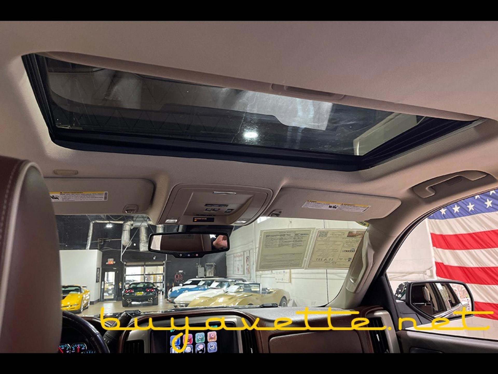 Used 2015 Chevrolet Silverado 1500 High Country w/ High Country Premium Package image 25