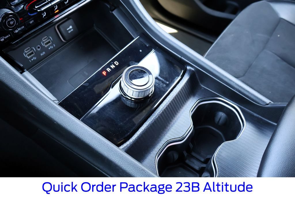 Used 2024 Jeep Grand Cherokee Altitude RWD image 36