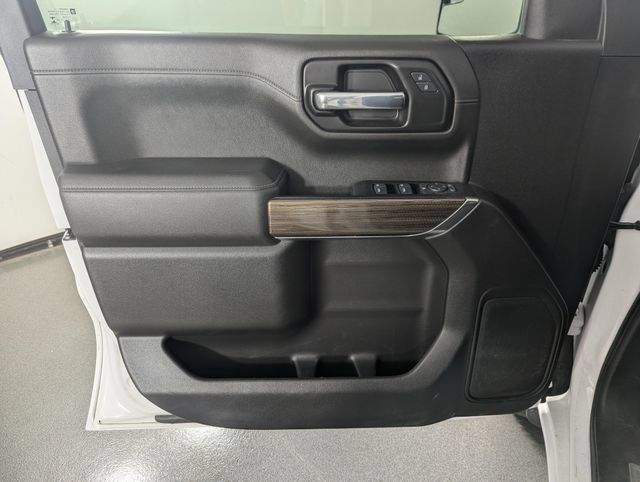 Used 2021 Chevrolet Silverado 1500 LT Trail Boss w/ Bed Protection Package AWD/4WD image 9