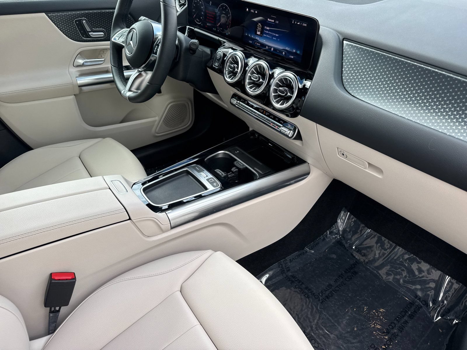 Certified 2026 Mercedes-Benz GLA 250 image 15