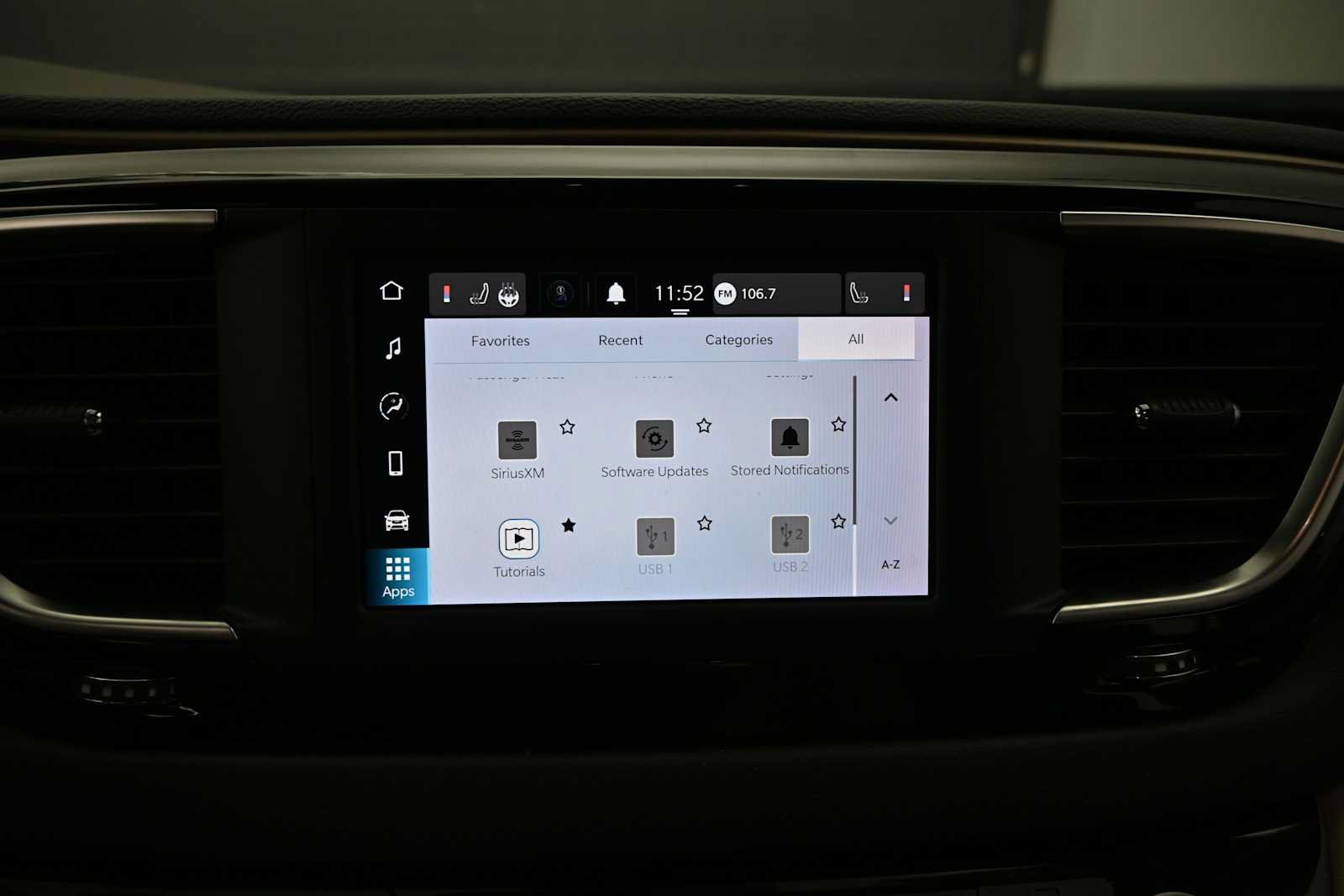Used 2023 Chrysler Voyager LX FWD image 19