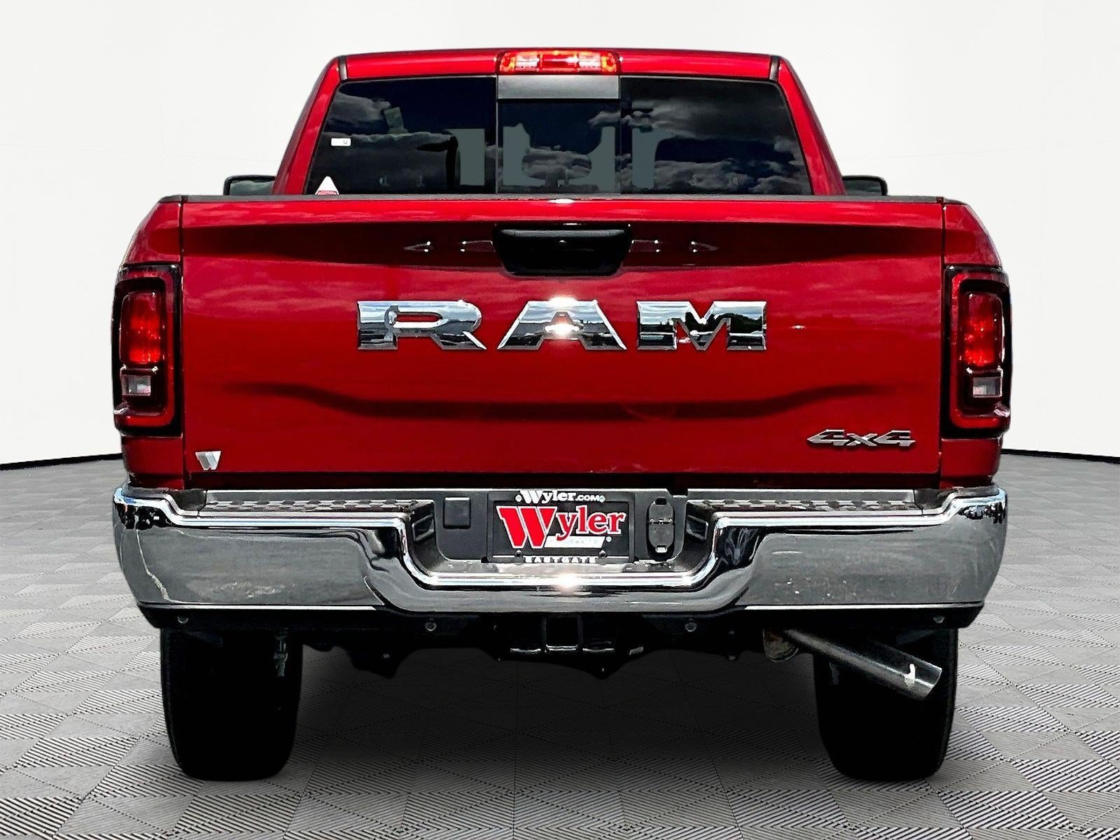 New 2026 RAM 2500 Tradesman AWD/4WD image 5