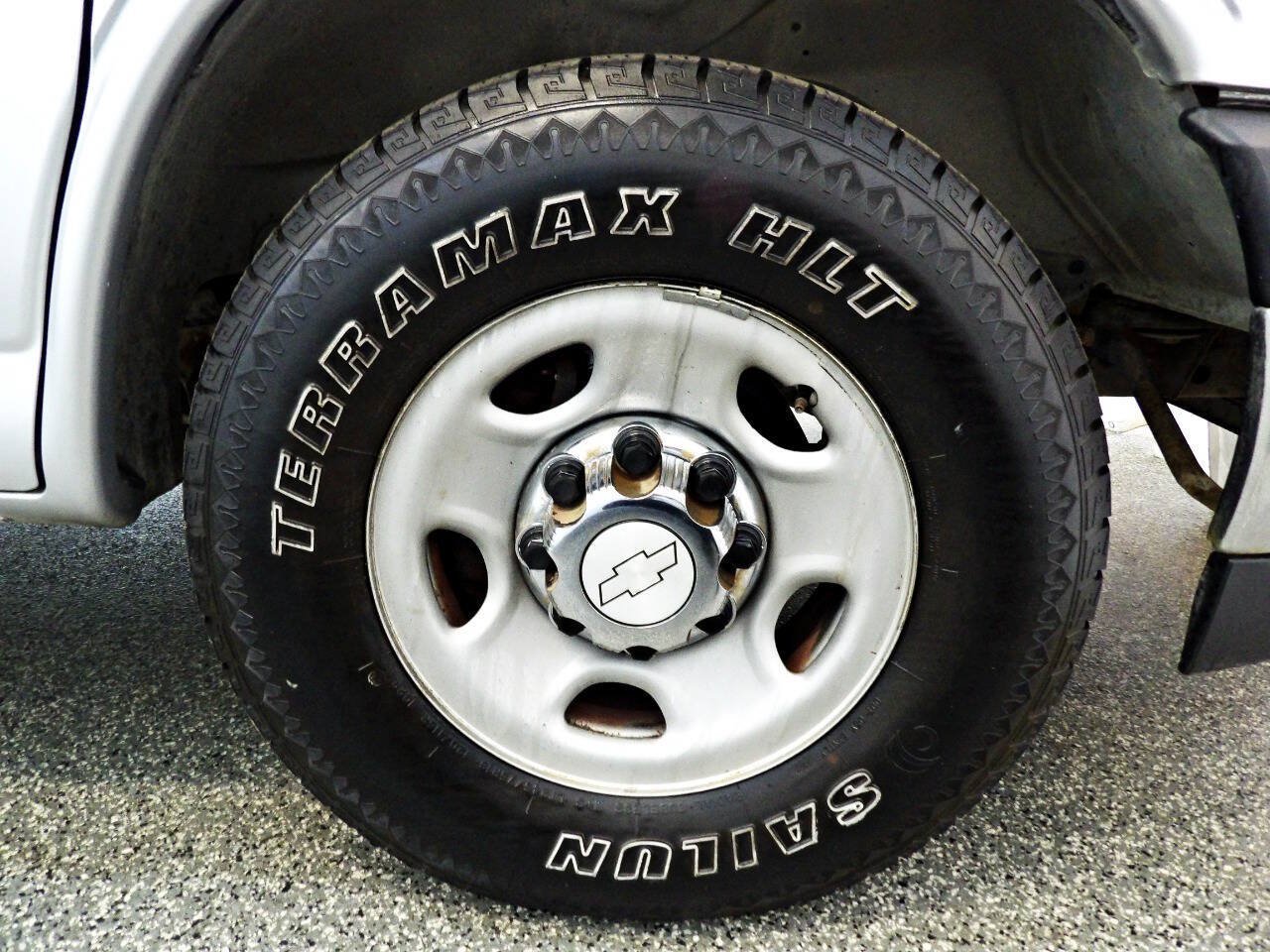 Used 2019 Chevrolet Express 3500 LT w/ LT Preferred Equipment Group RWD image 17