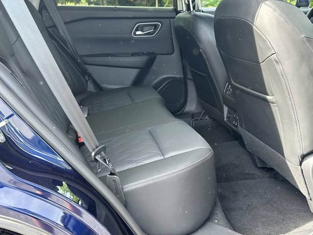 Certified 2025 Nissan Rogue Platinum w/ Platinum Premium Package AWD/4WD image 17