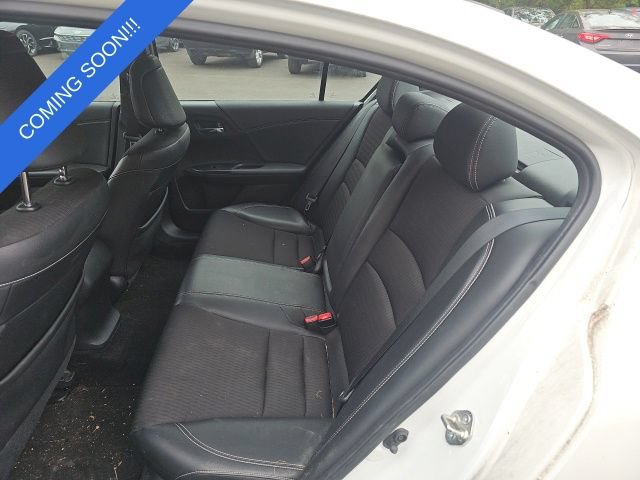 Used 2017 Honda Accord Sport image 14