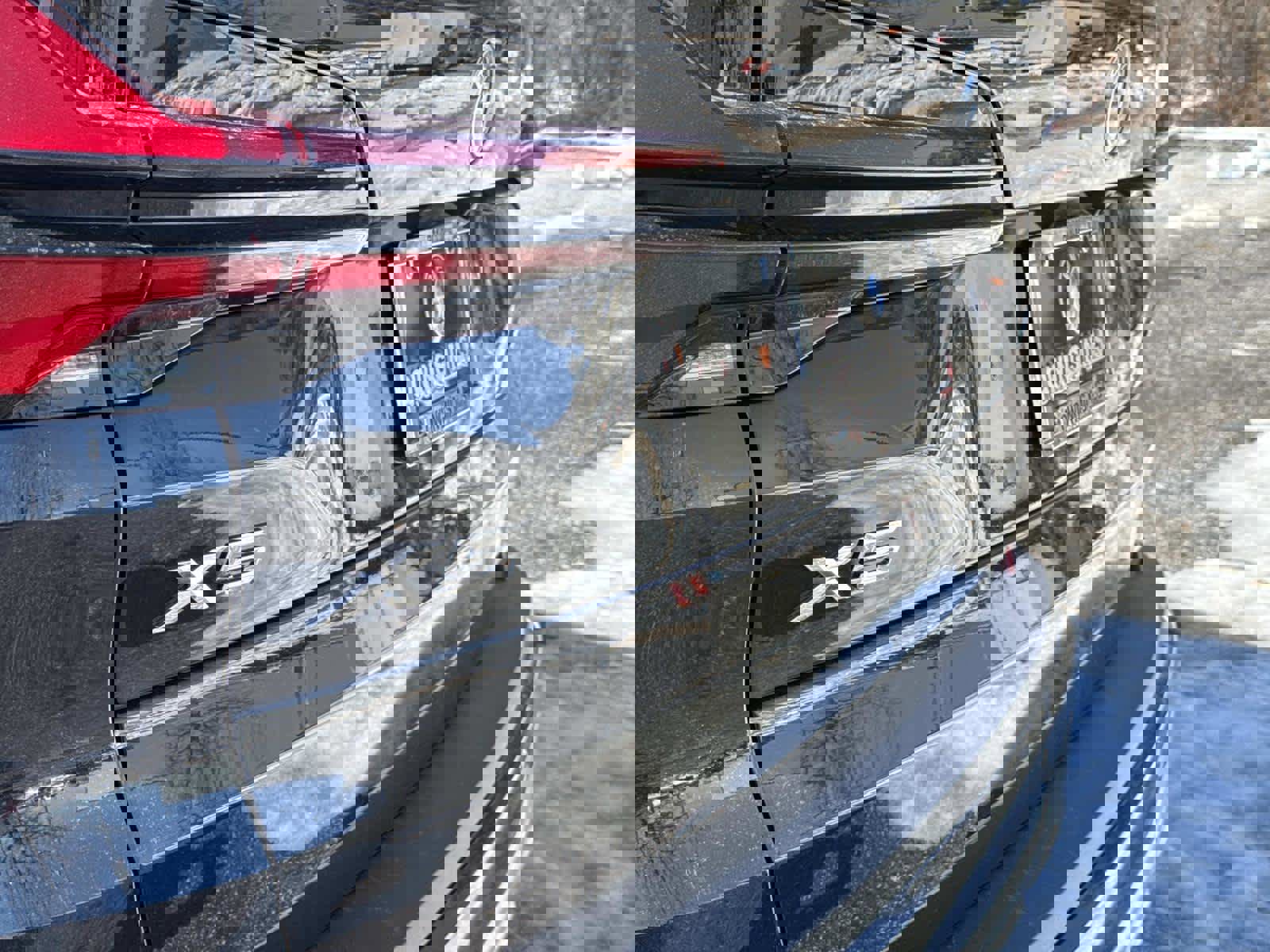 New 2026 BMW X5 xDrive40i w/ Premium Package image 11