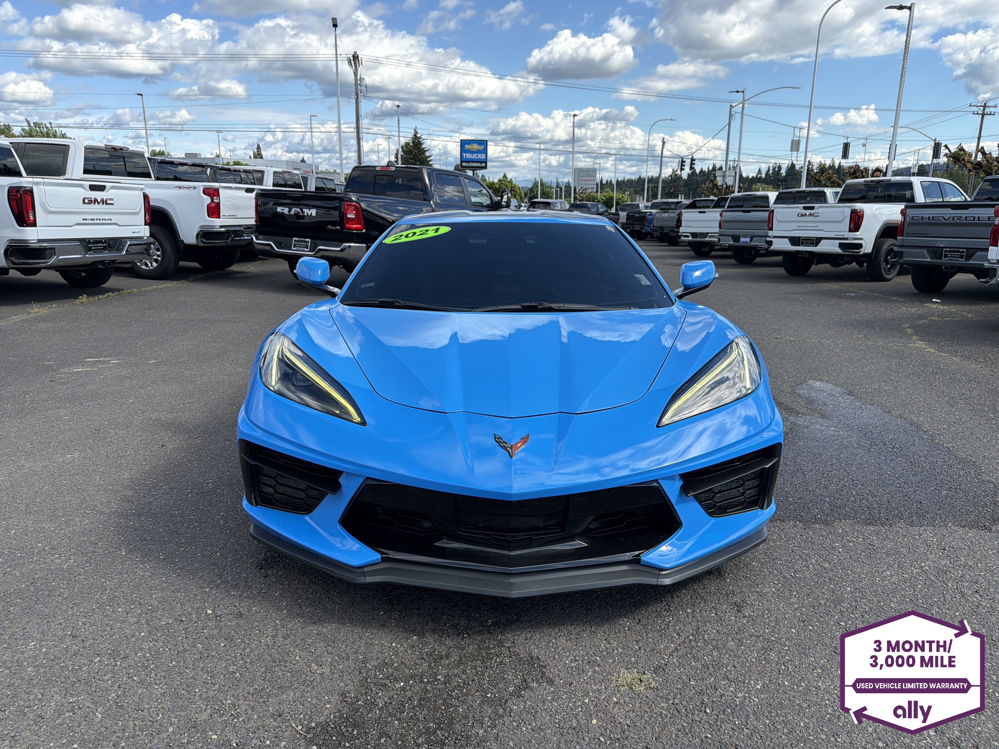 Used 2021 Chevrolet Corvette Stingray Coupe w/ Z51 Performance Package RWD image 8