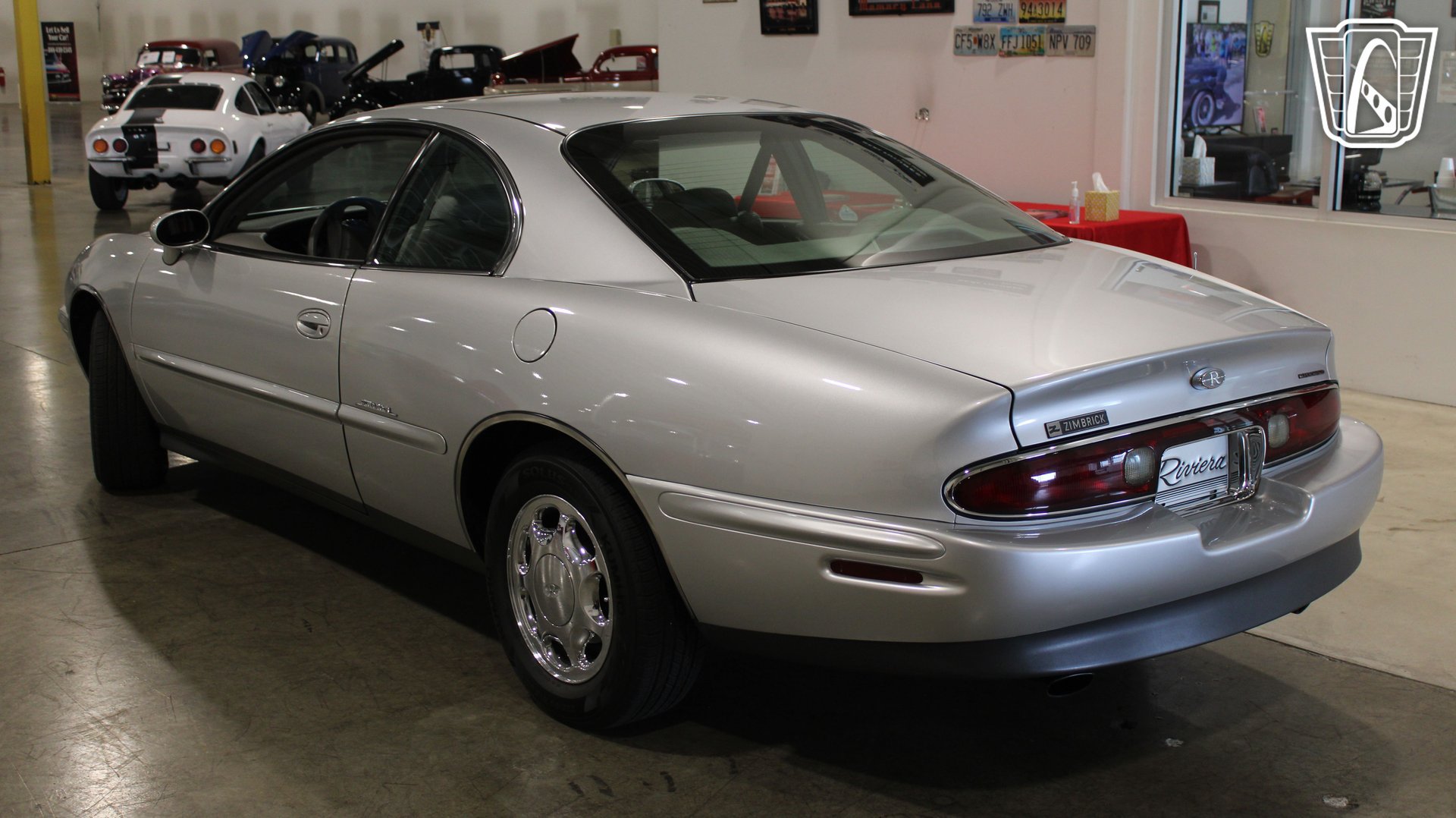 Used 1999 Buick Riviera Supercharged Coupe FWD image 24