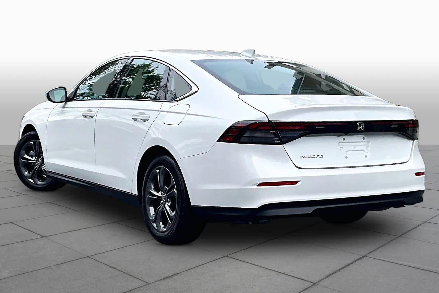 Certified 2023 Honda Accord EX image 45