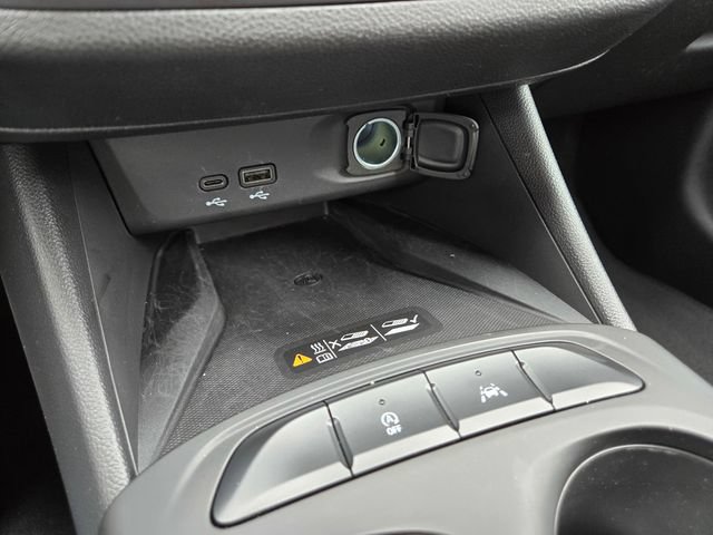 Used 2024 Buick Envista Preferred w/ Convenience I Package FWD image 17