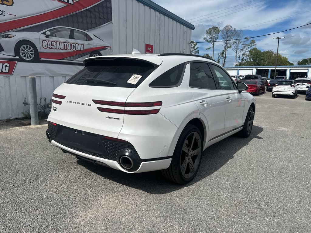 Used 2023 Genesis GV70 3.5T Sport w/ Sport Prestige Package AWD/4WD image 8
