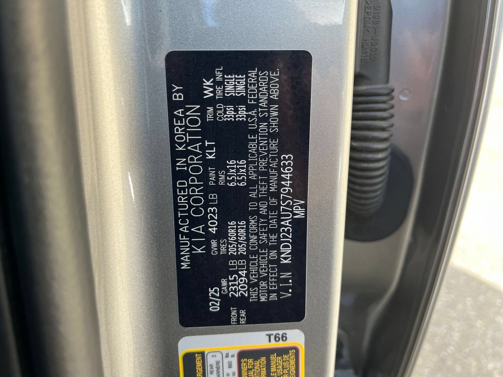 Used 2025 Kia Soul LX w/ LX Technology Package FWD image 26