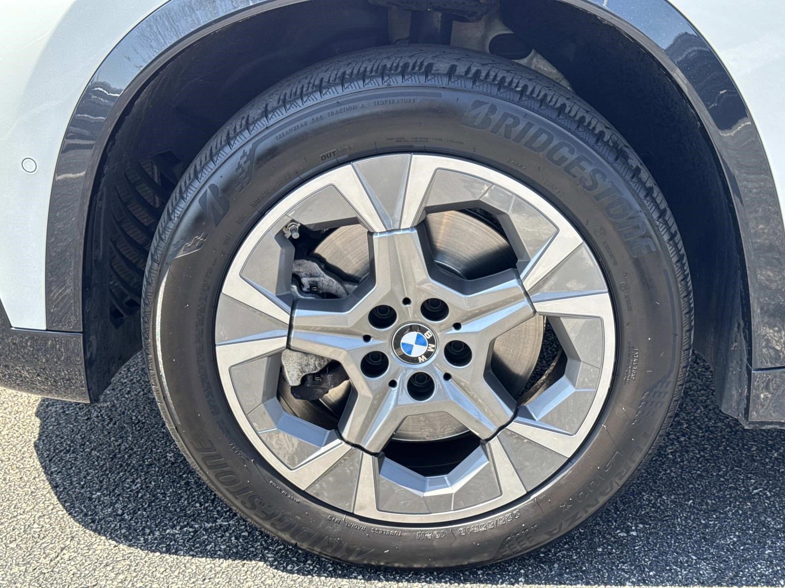 Certified 2023 BMW X1 xDrive28i w/ Convenience Package AWD/4WD image 9