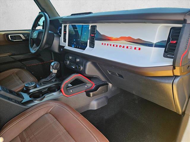 Used 2024 Ford Bronco Heritage Edition AWD/4WD image 20