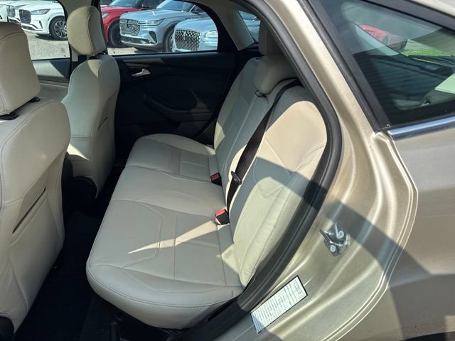 Used 2017 Ford Focus Titanium FWD image 16