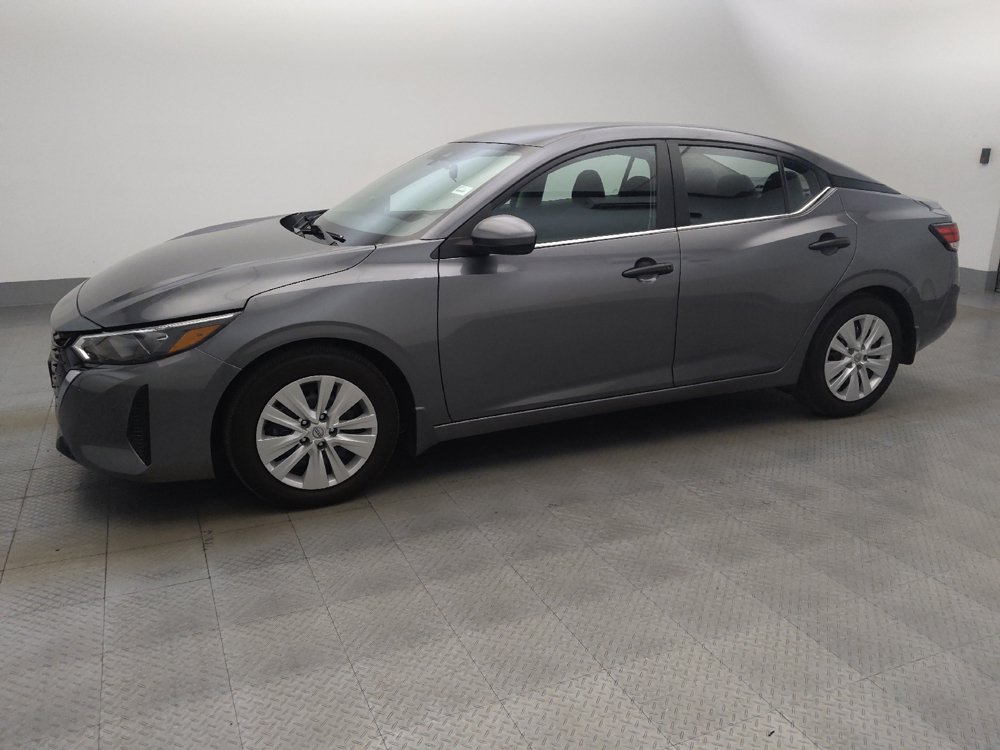 Used 2025 Nissan Sentra S FWD image 2