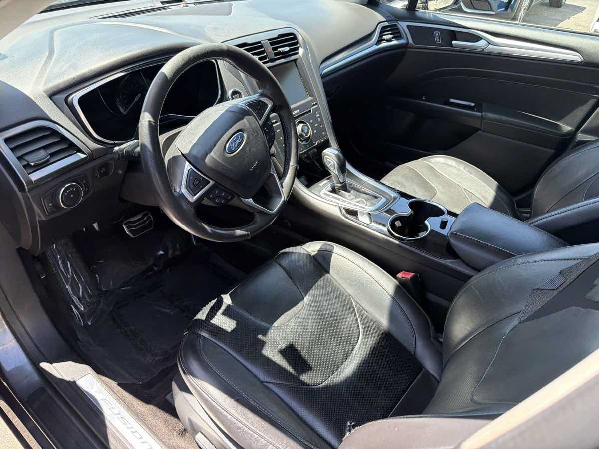 Used 2015 Ford Fusion Energi Titanium w/ Driver Assist Package FWD image 11