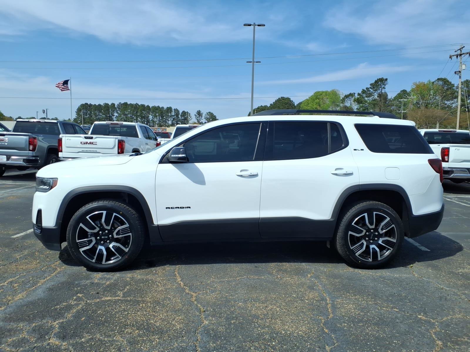 Used 2021 GMC Acadia SLE w/ Elevation Edition image 1