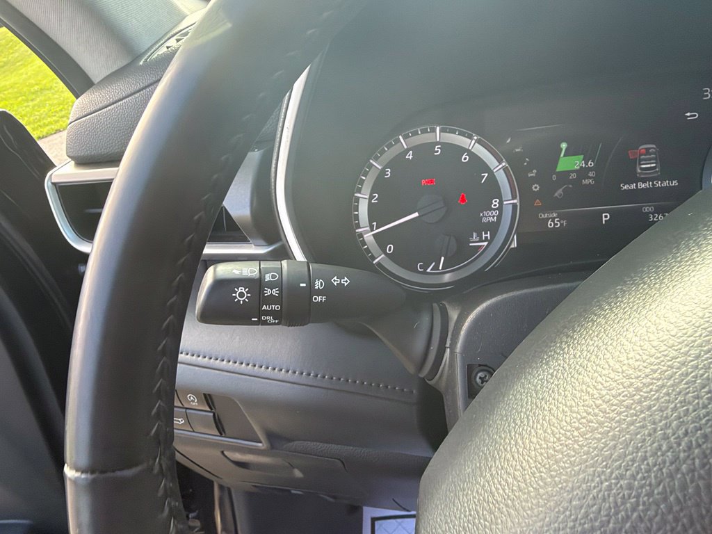Used 2023 Toyota Highlander XLE AWD/4WD image 33
