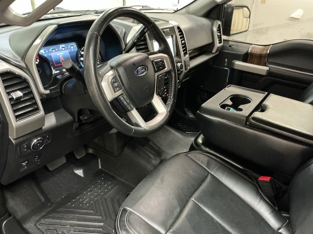 Used 2018 Ford F150 Lariat image 16