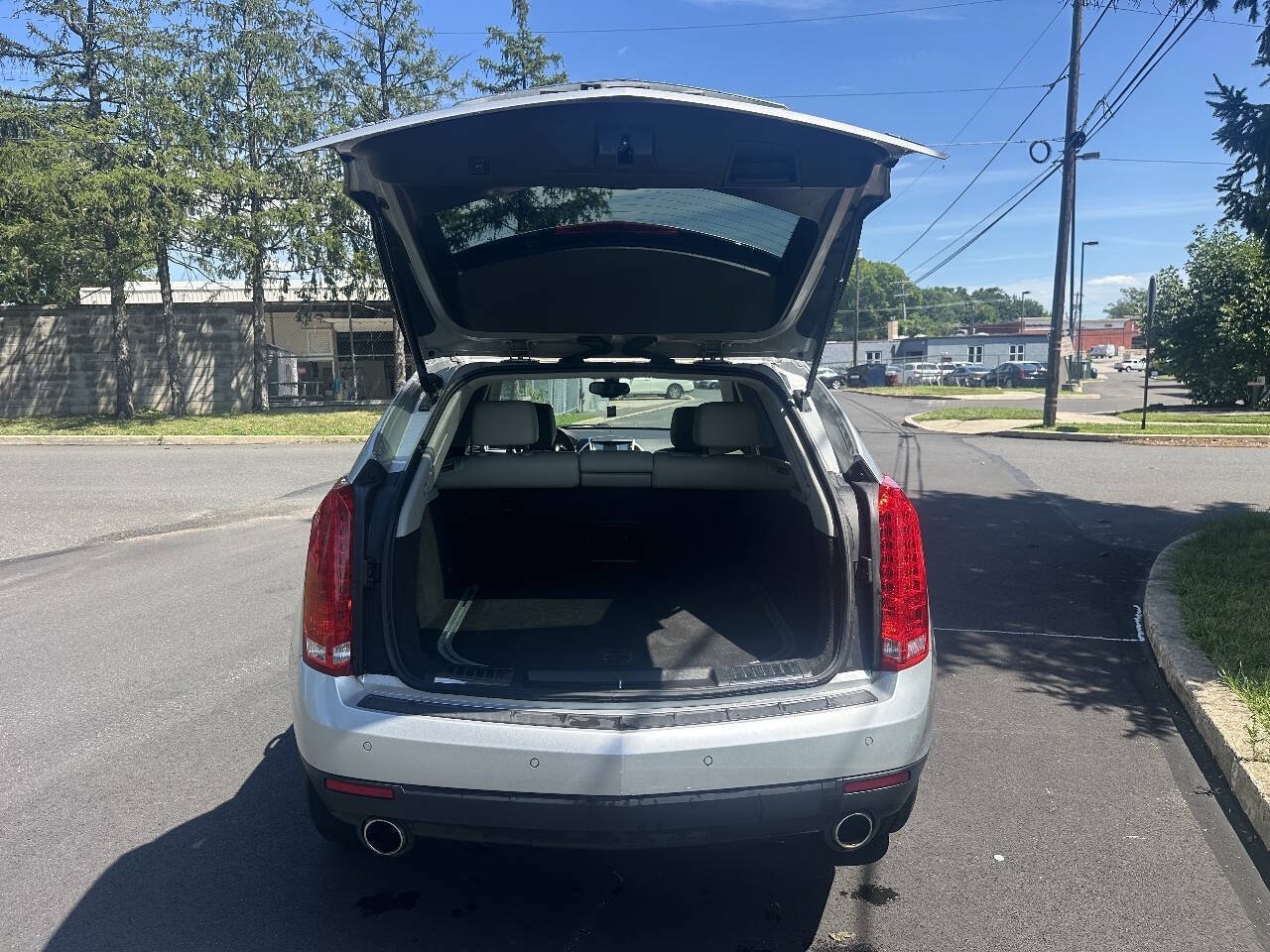 Used 2014 Cadillac SRX Luxury AWD/4WD image 6