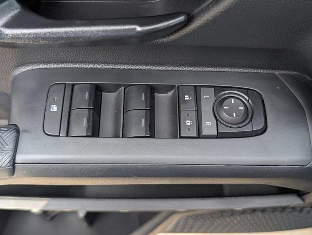 Used 2024 Toyota Tacoma SR5 RWD image 17