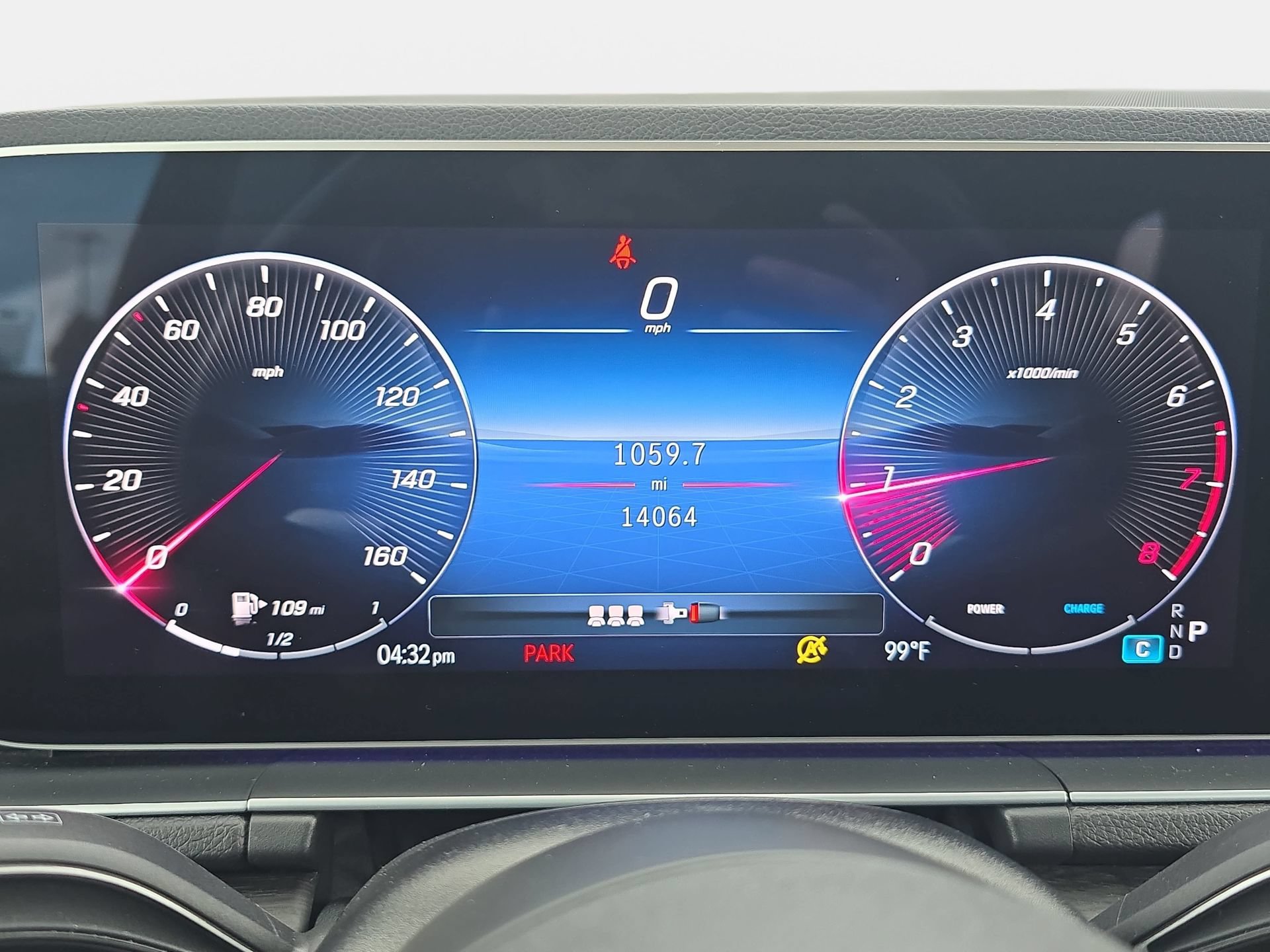 Used 2024 Mercedes-Benz GLE 350 4MATIC w/ AMG Line Exterior image 19