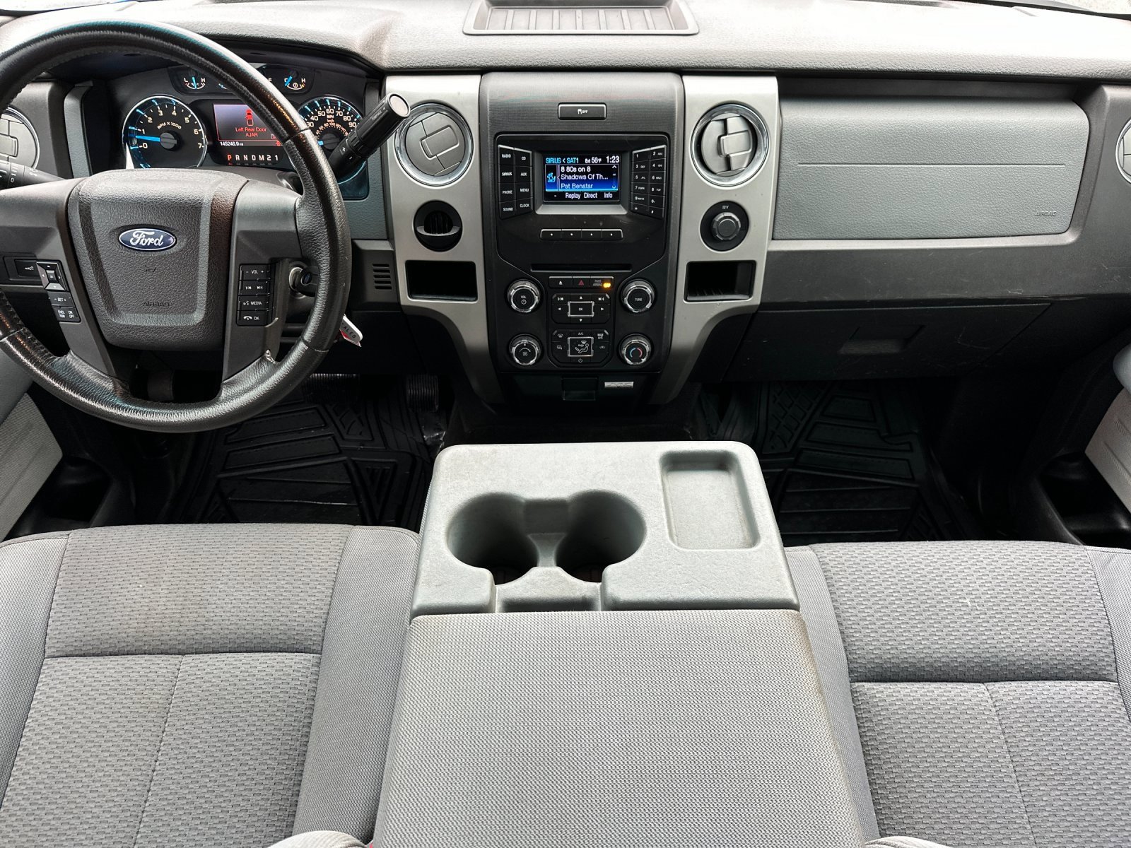 Used 2014 Ford F150 XLT w/ XLT Chrome Package image 13