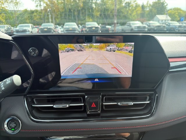 Used 2025 Chevrolet TrailBlazer RS w/ Driver Confidence Package AWD/4WD image 19