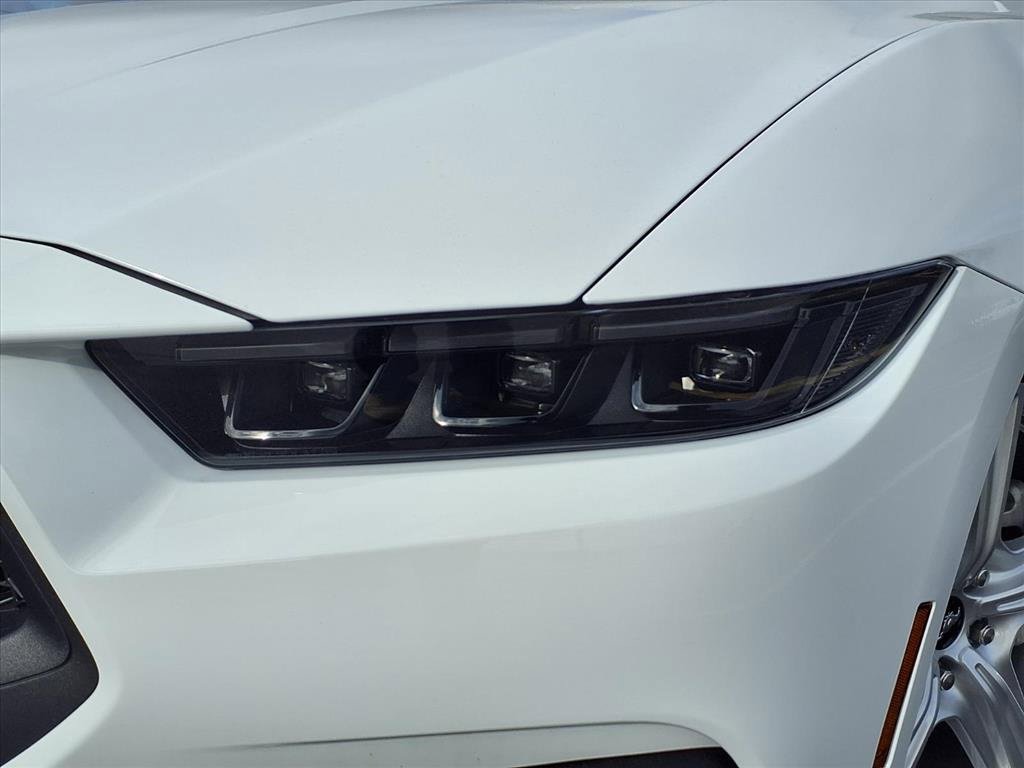 New 2026 Ford Mustang Coupe image 25