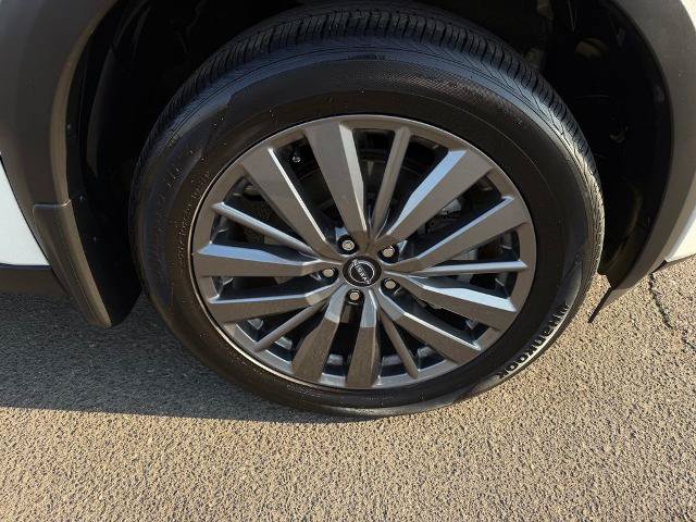 Certified 2025 Nissan Pathfinder SL w/ SL Premium Package FWD image 9