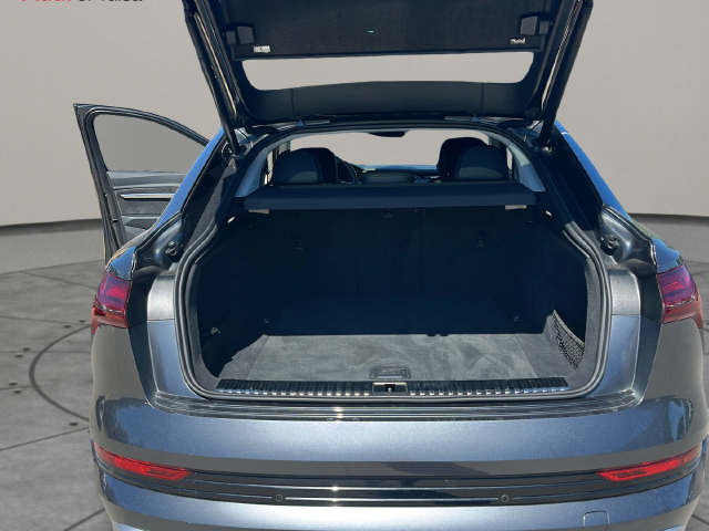 Used 2021 Audi e-tron Prestige AWD/4WD image 24