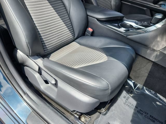 Used 2018 Toyota Camry SE w/ Moonroof Package FWD image 25