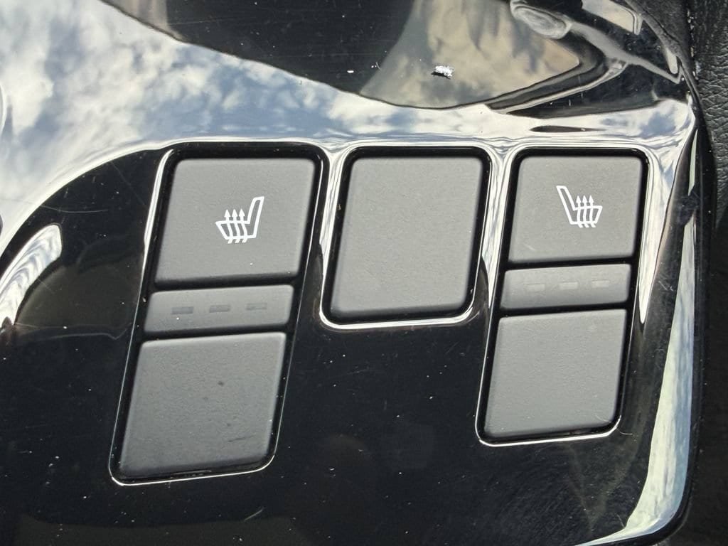 Certified 2024 Kia Sportage EX FWD image 30