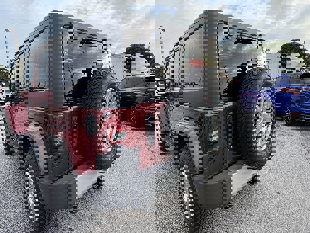 Used 2012 Jeep Wrangler Unlimited Sahara w/ Dual Top Group image 11