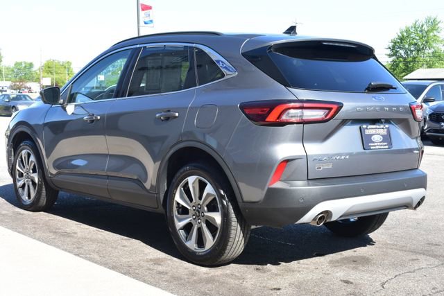Used 2024 Ford Escape Platinum AWD/4WD image 15