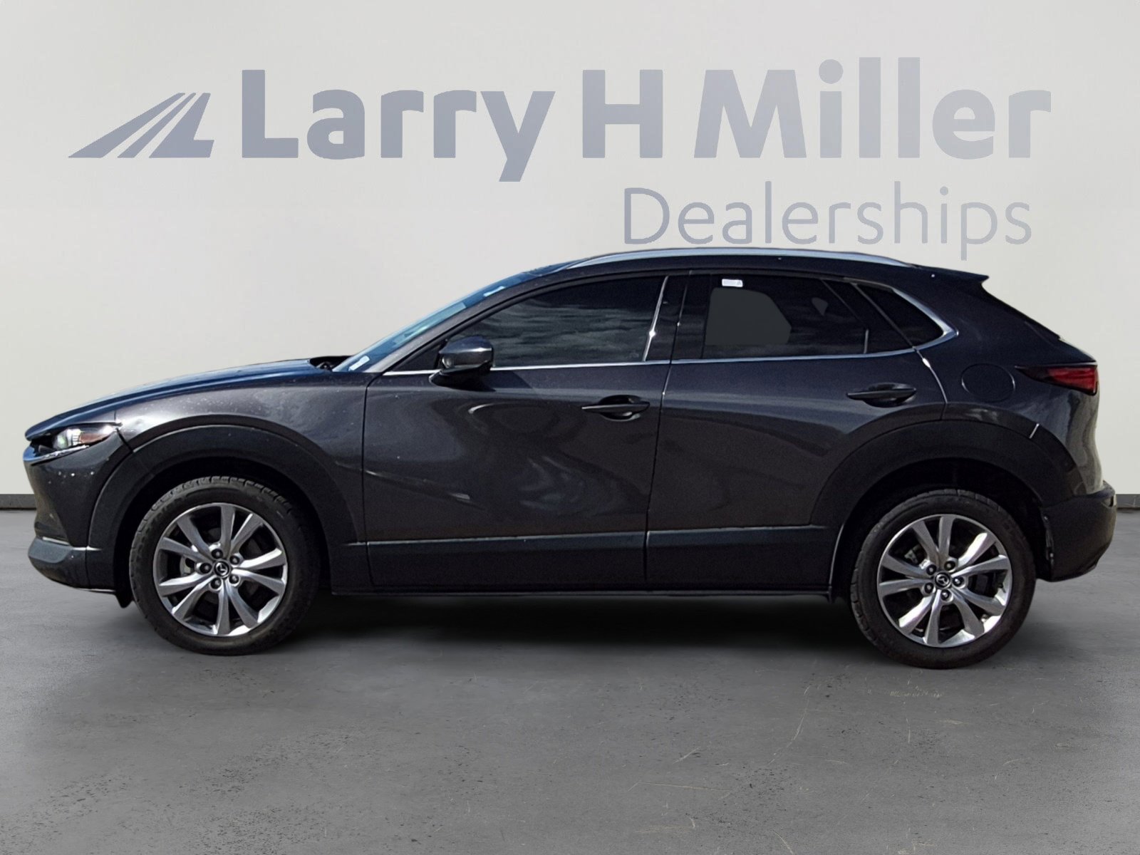 Used 2021 MAZDA CX-30 FWD 2.5 S w/ Premium Package image 2