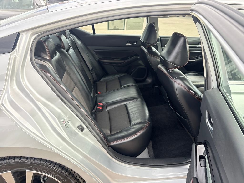 Used 2024 Nissan Altima 2.5 SR image 27